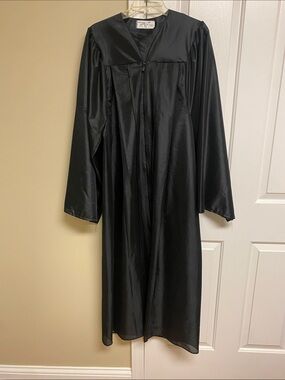 Black Graduation Gown - Classic Academic Robe